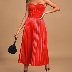 Donna Red Pleated Strapless Bustier MIDI Dress- O.P.T.